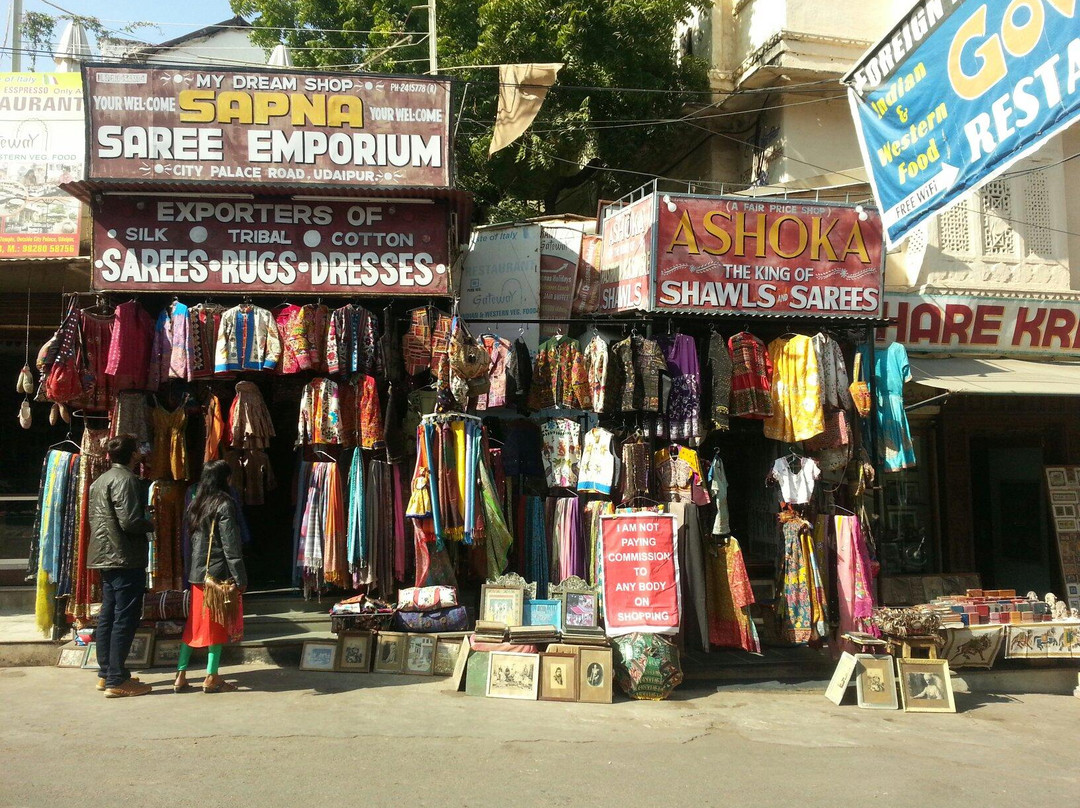 Sapna Saree Emporium景点图片