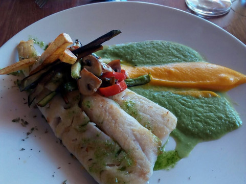 Llucmacanes餐馆和美食-Bistro MOM