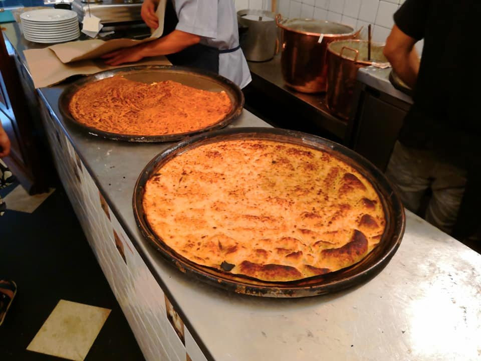 Vino e Farinata