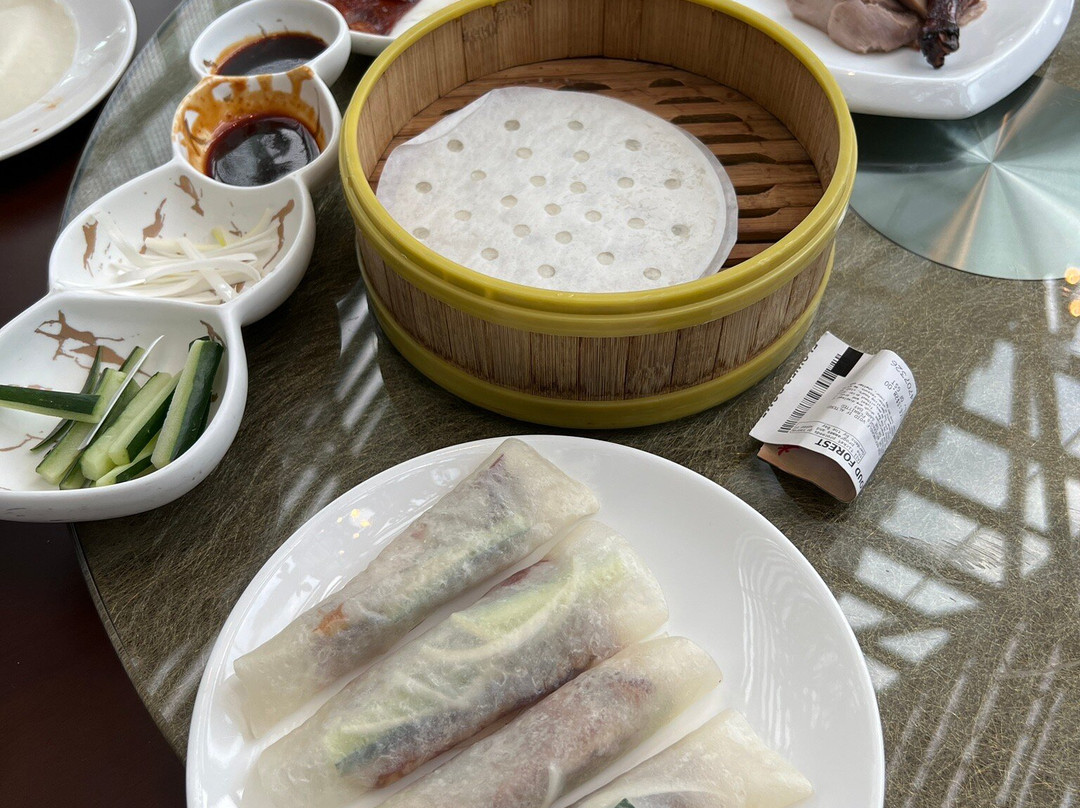 BLOSSOM Restaurant
