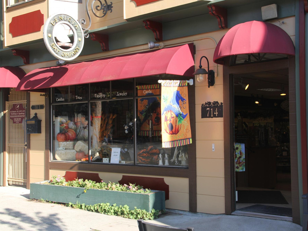 Benicia Wine Walk-贝尼西亚必去景点