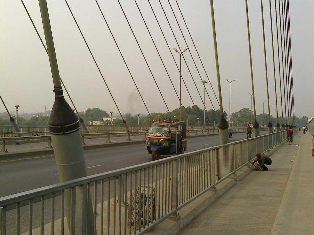 New Yamuna Bridge景点图片