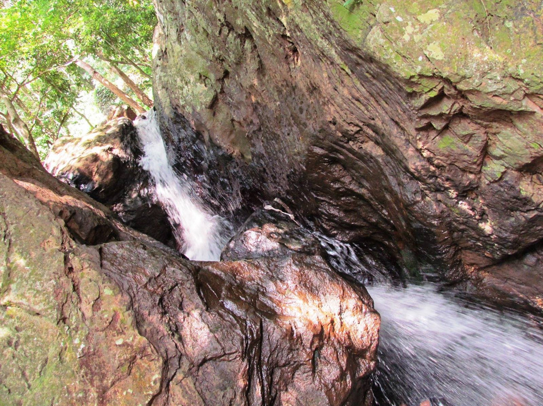 Rampa Waterfalls景点图片