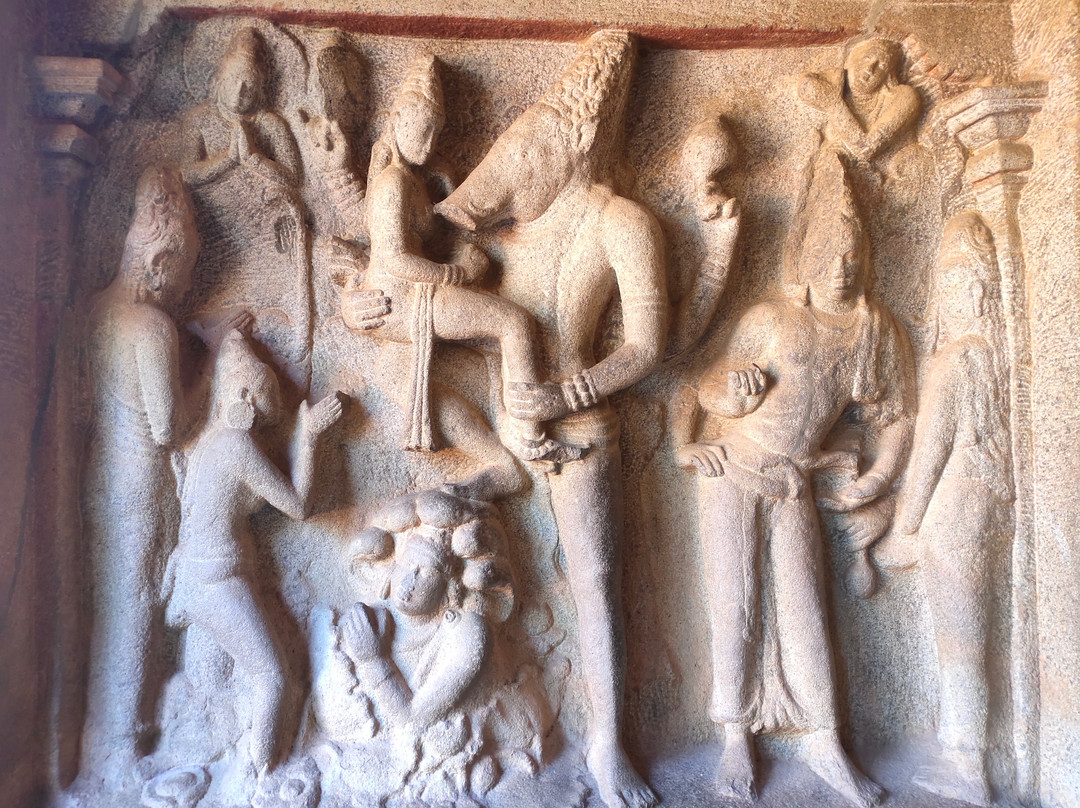 Varaha Cave Temple景点图片