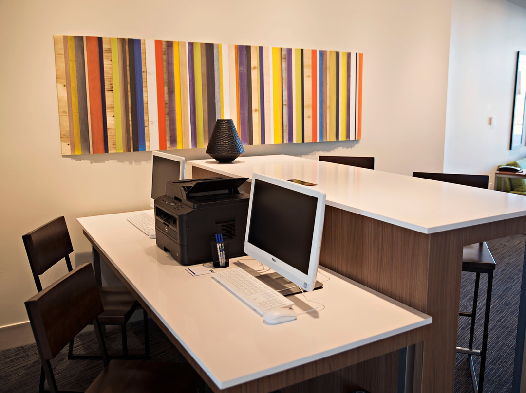 Holiday Inn Express & Suites Rantoul By IHG主图