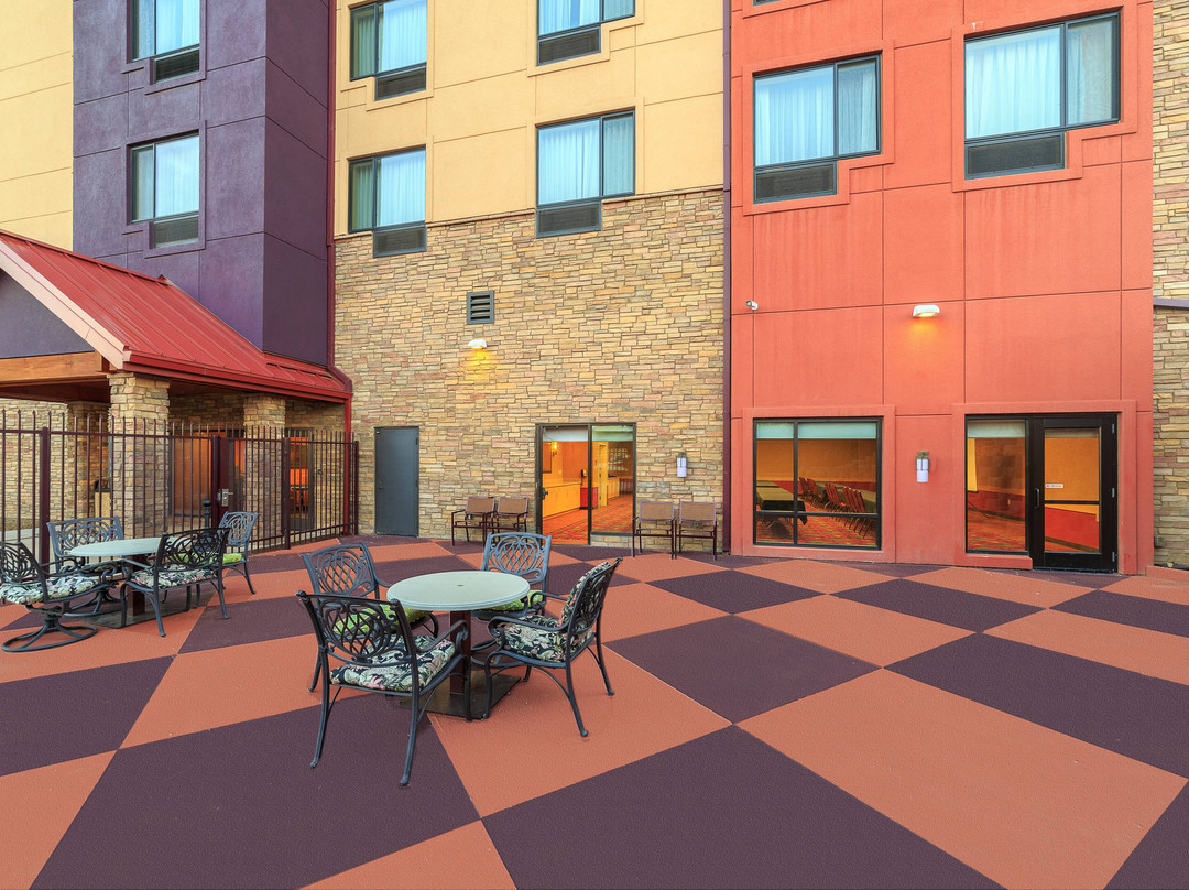 Towneplace Suites by Marriott Farmington主图