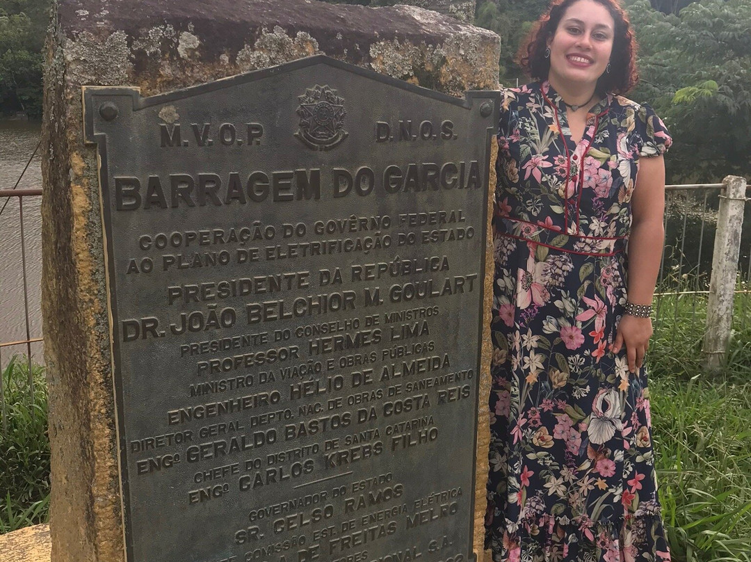 Barragem da Usina Hidrelétrica Garcia景点图片