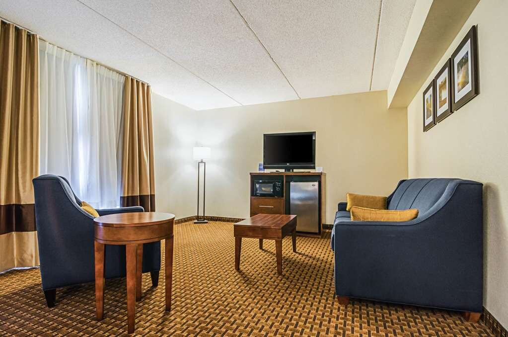 Comfort Inn & Suites Oxford South主图