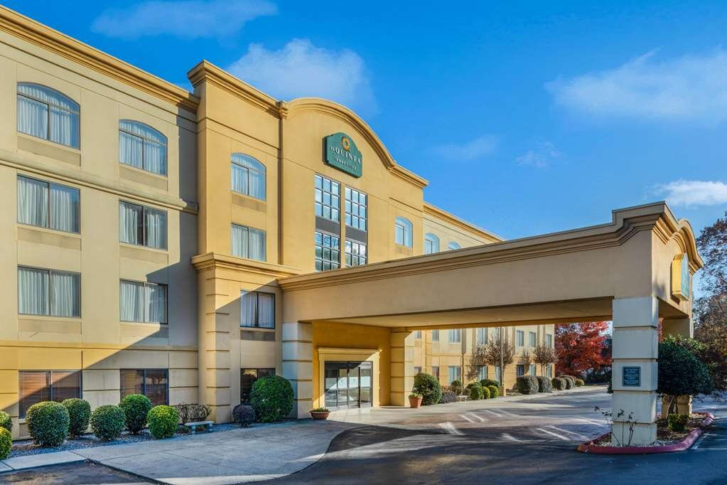 Best Western Plus Dalton Inn主图