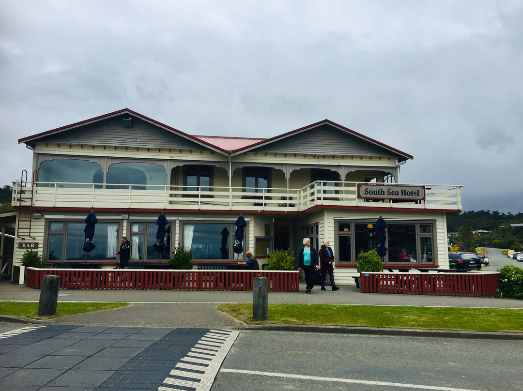 South Sea Hotel主图