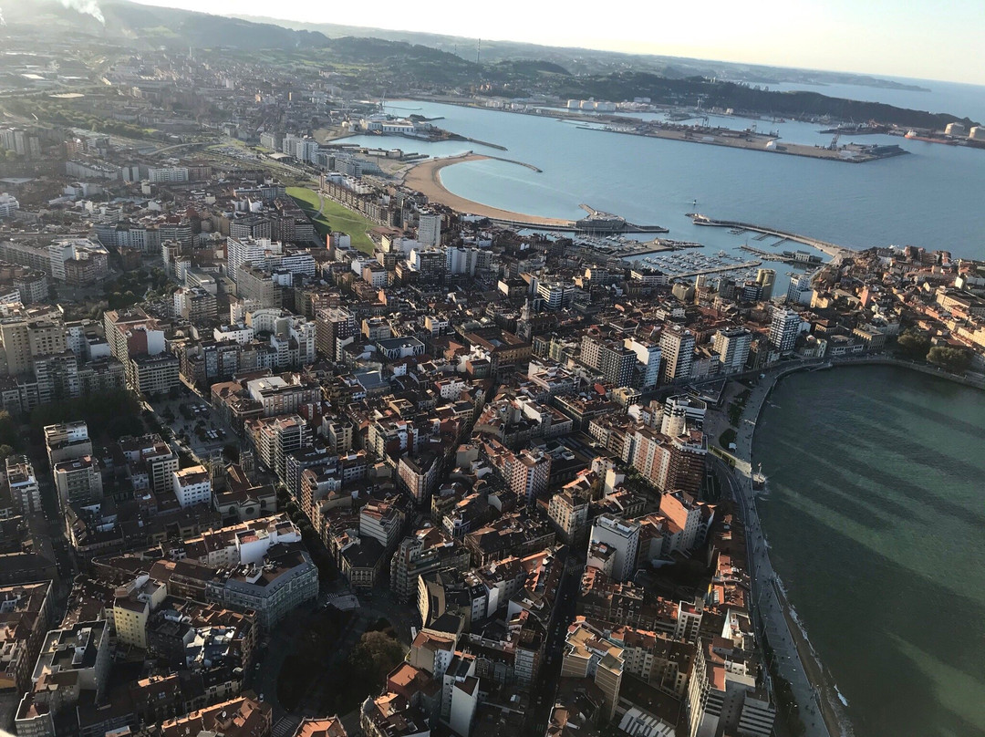 Volar en Asturias景点图片