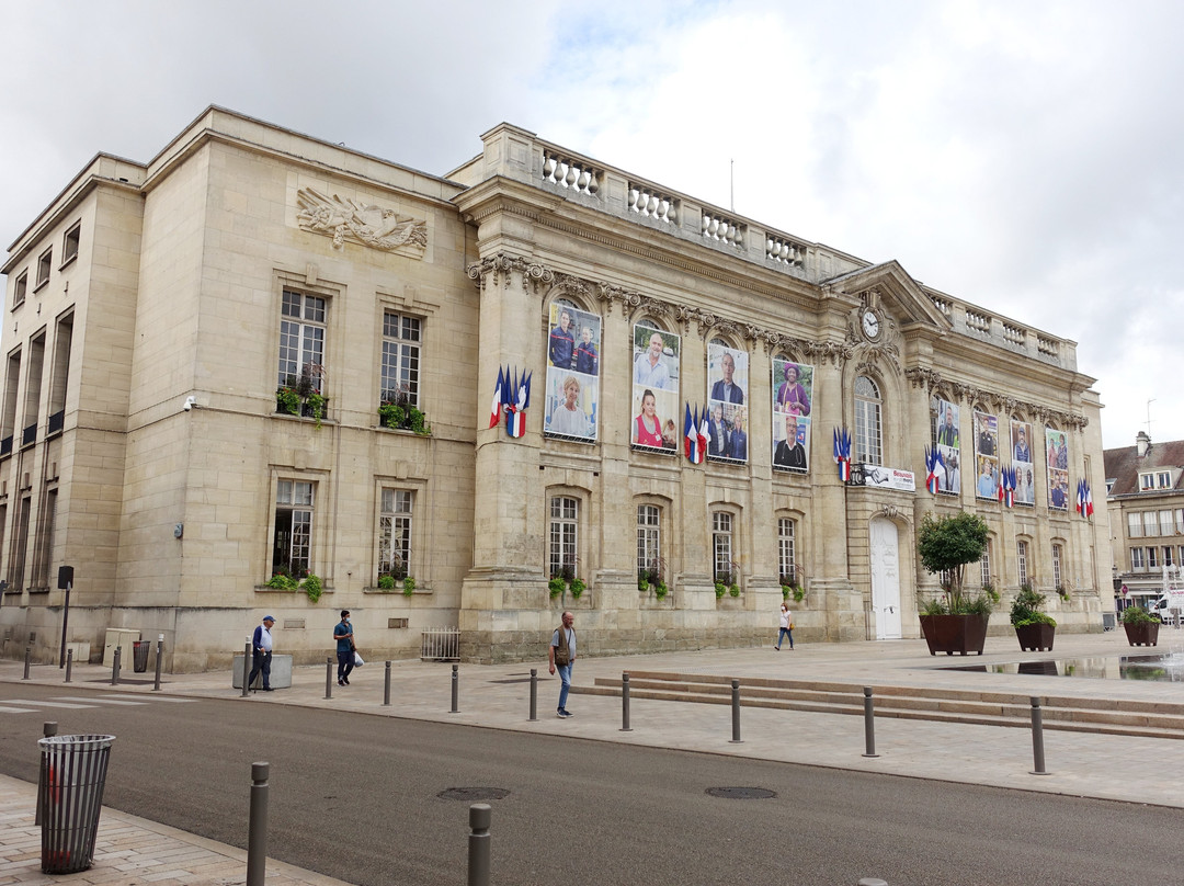 Hotel de Ville de Beauvais景点图片