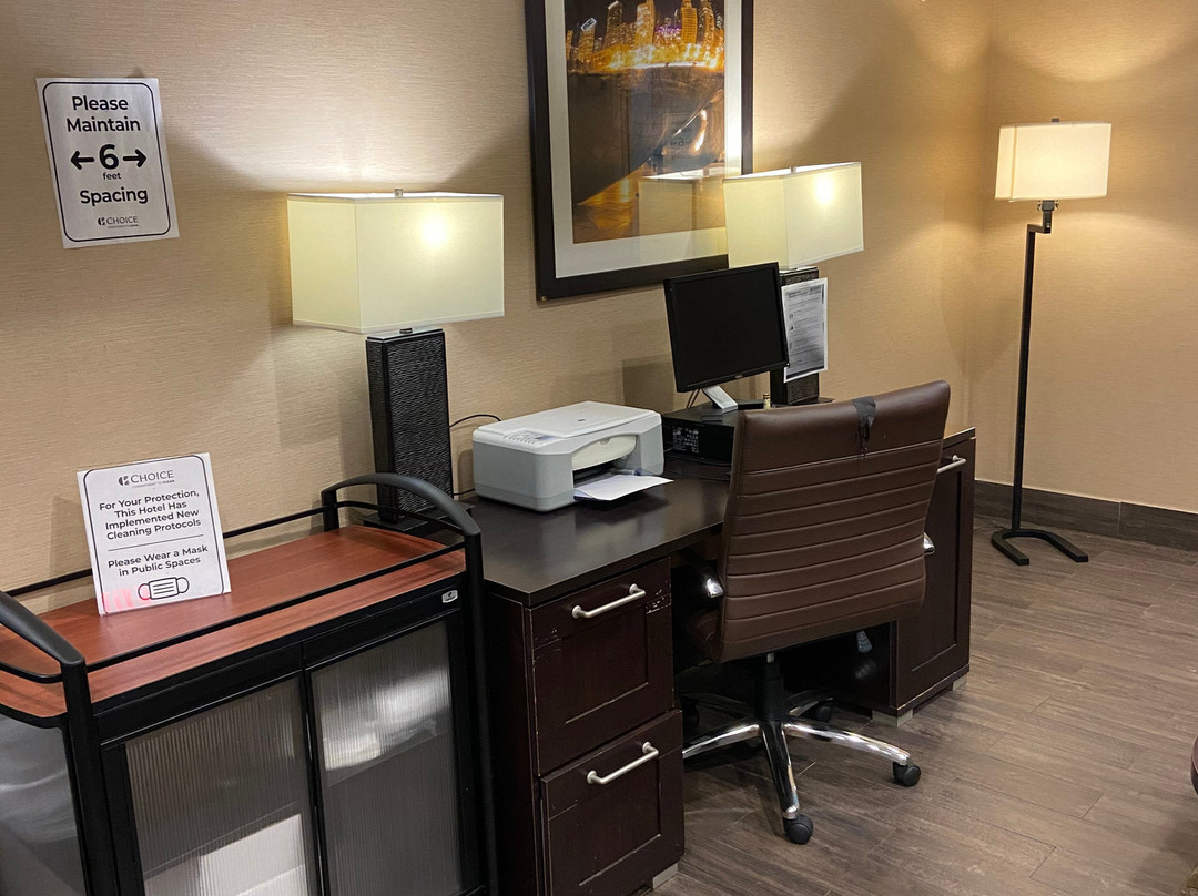 Comfort Inn Crystal Lake - Algonquin主图