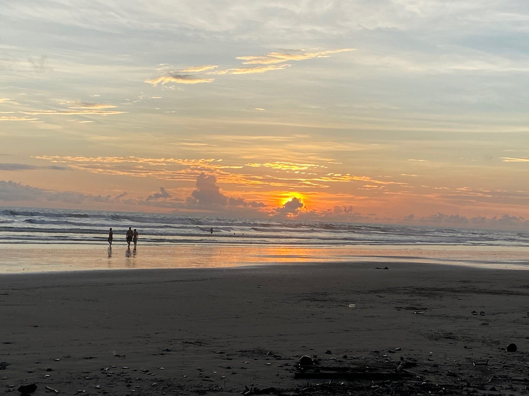 Playa Hermosa景点图片