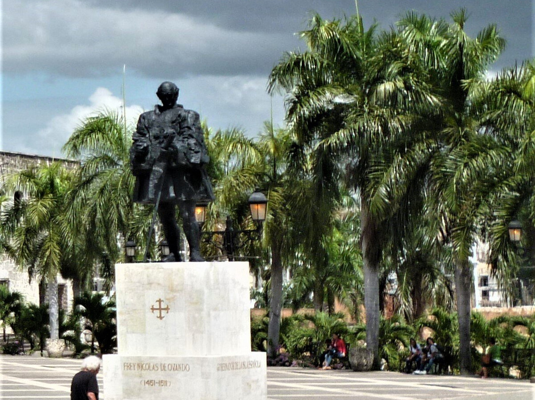 Statue of Nicolas de Ovando-圣多明哥必去景点