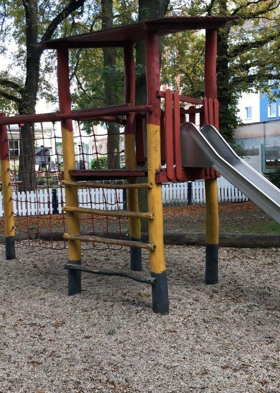 Spielplatz Am Longoliusplatz-Hof必去景点