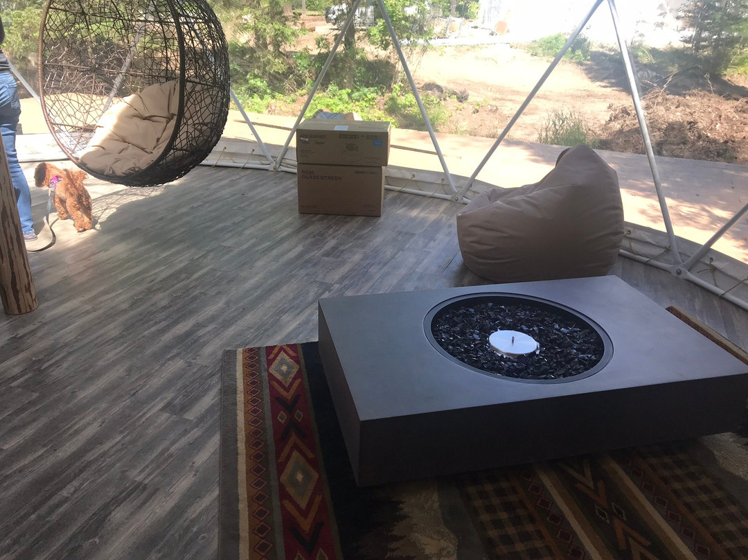 Stanton Creek Cabins主图