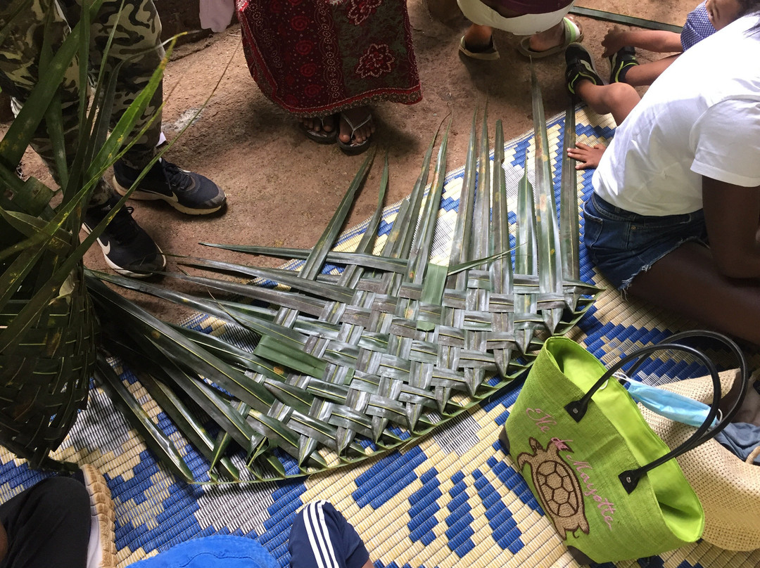 Aromaore-Ouangani必去景点