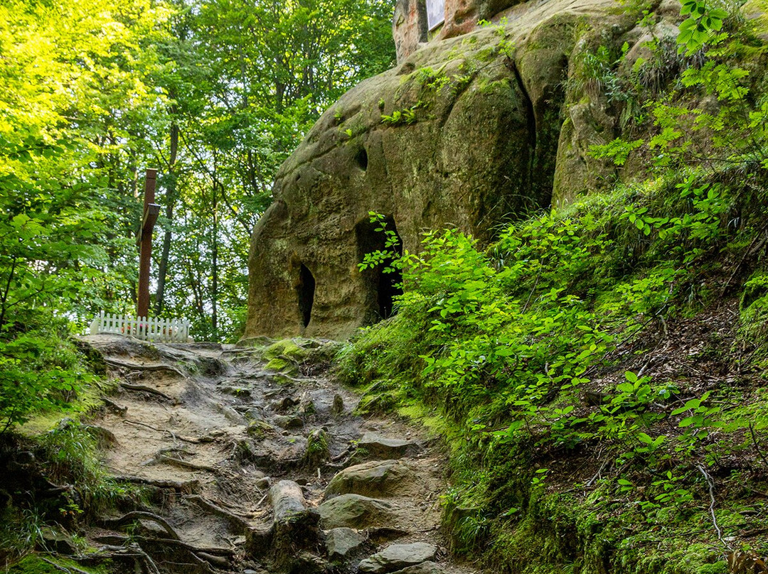 Cave Monastery景点图片