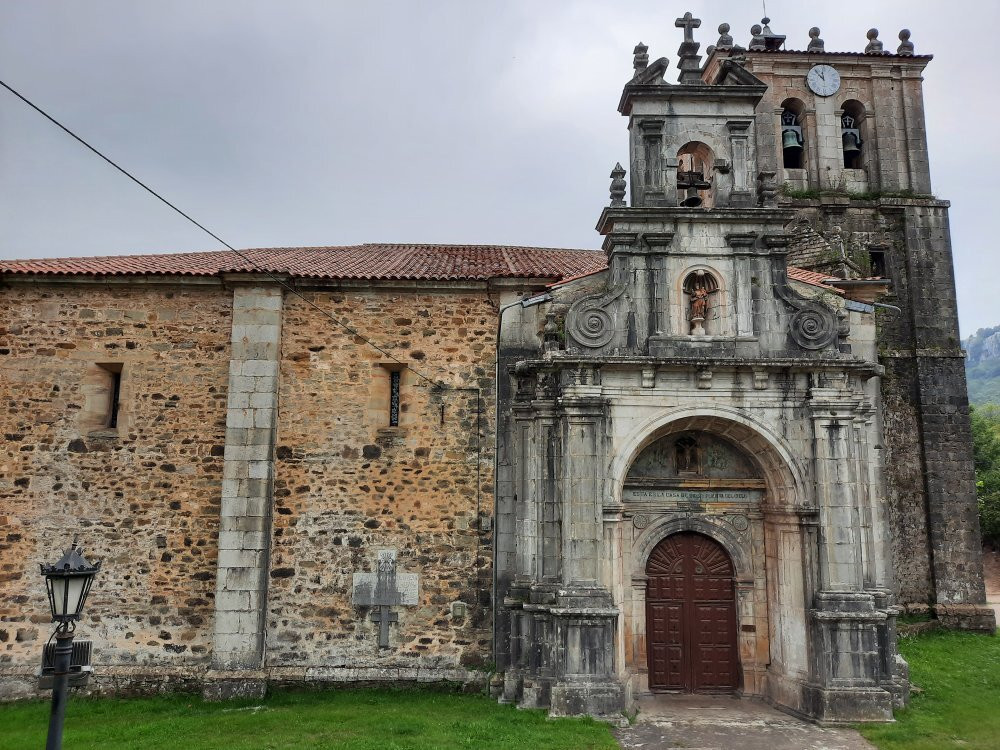 Iglesia de Santa Maria de Miera景点图片