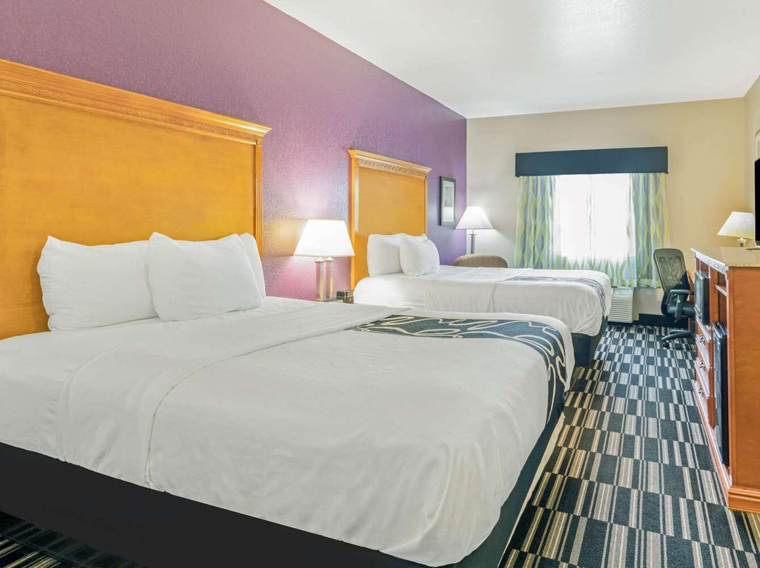 La Quinta Inn & Suites by Wyndham Ada主图