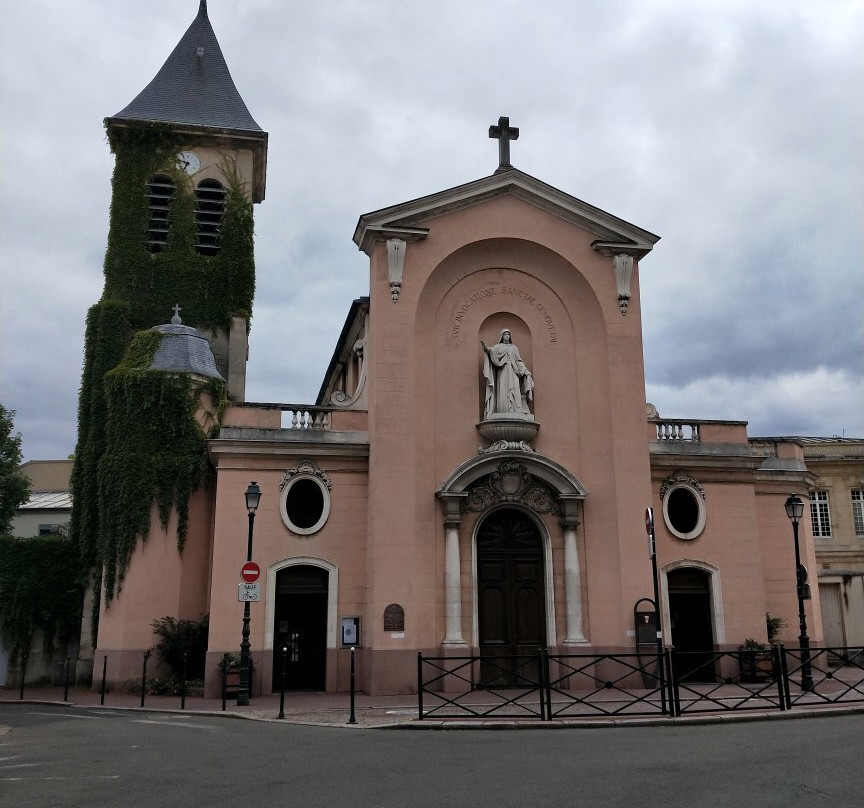 Eglise Sainte Genevieve-塞纳河畔阿涅勒必去景点