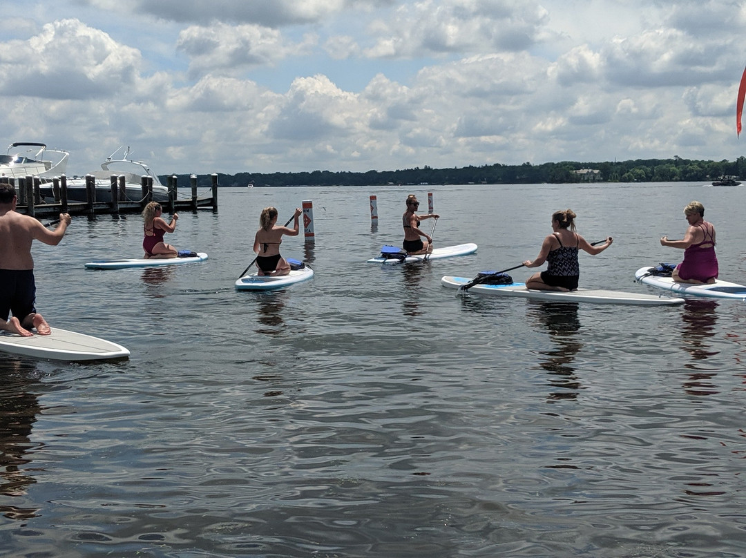 Wai Nani Surf Paddle & Pedal-Wayzata必去景点