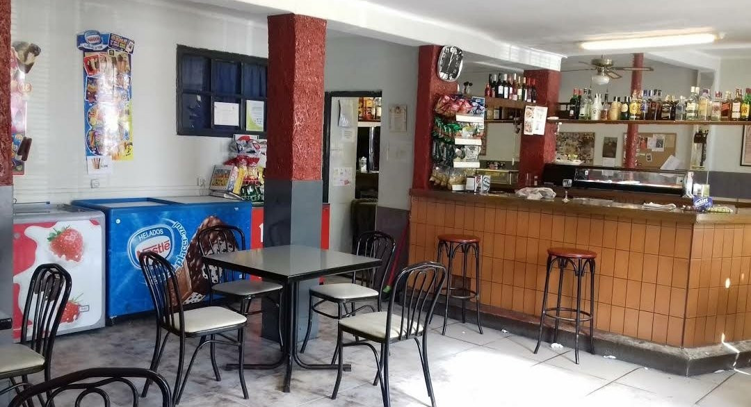 Bar Plaza