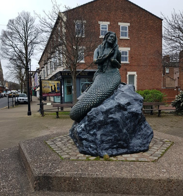 The Ebb & Flow Mermaid Statue
