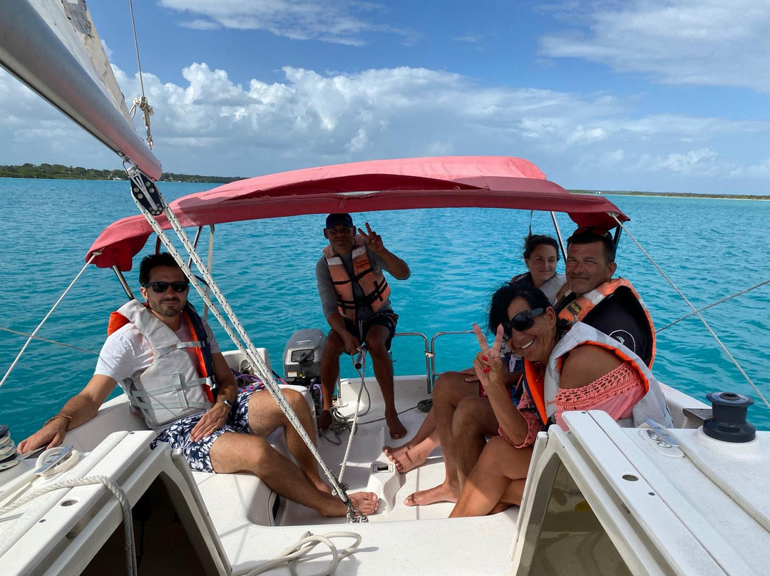 Cenote Azul-Bacalar必去景点