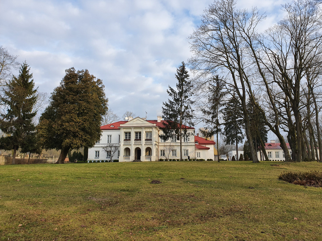 Palac Zegrzynski主图