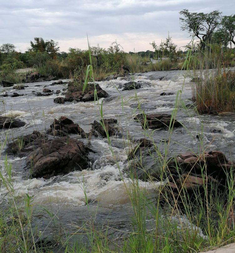 Popa Falls-Divundu必去景点
