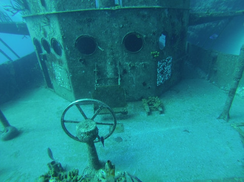 Cayman Diving-七哩滩必去景点