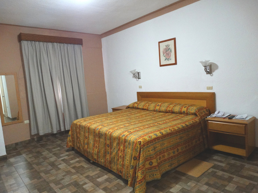 Hotel Astromundo主图