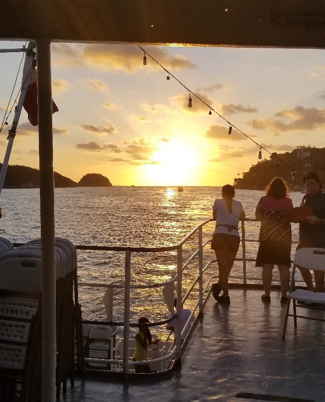 Yates Fiesta & Bonanza-阿卡普尔科必去景点