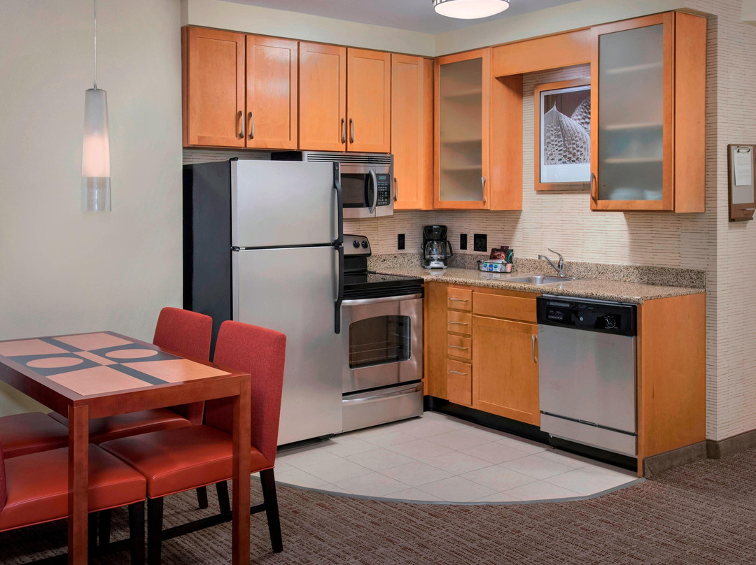 Residence Inn by Marriott Alexandria Old Town South at Carlyle主图