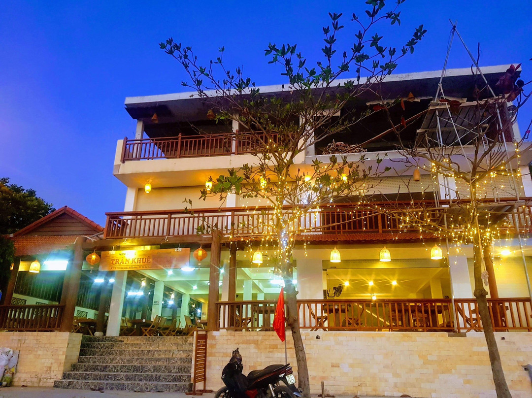 Tran Khue Restaurant