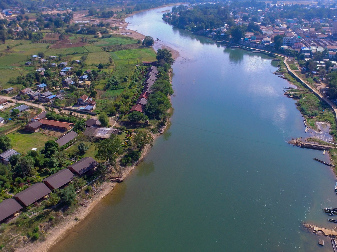 Riverside Hsipaw Resort主图