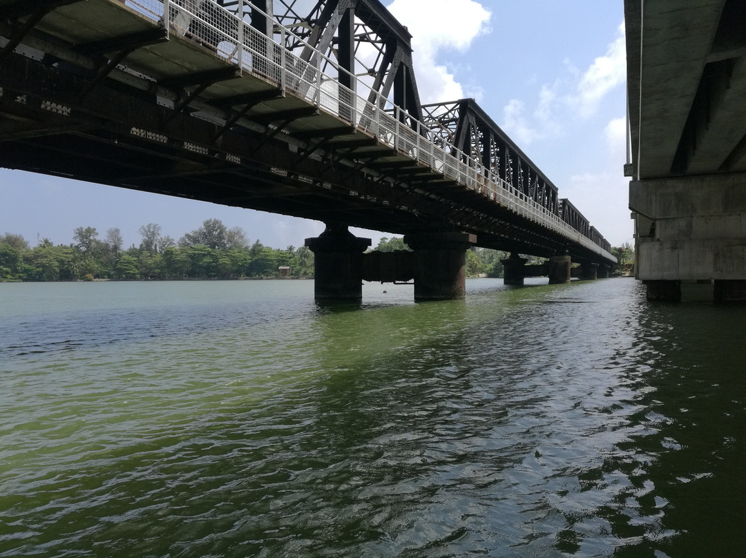 Kallady Bridge-拜蒂克洛必去景点