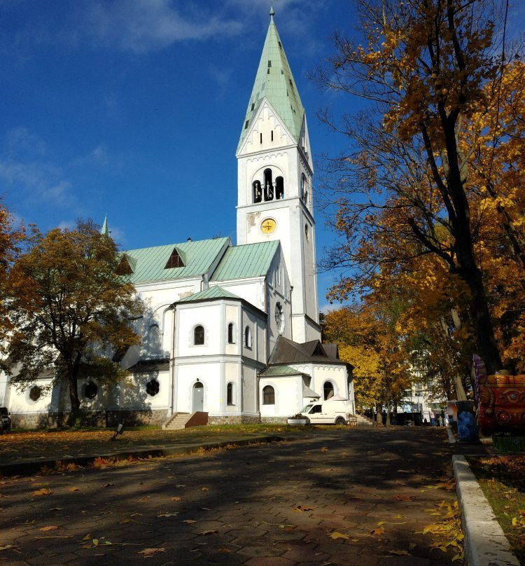 The Church of Queen Luisa景点图片