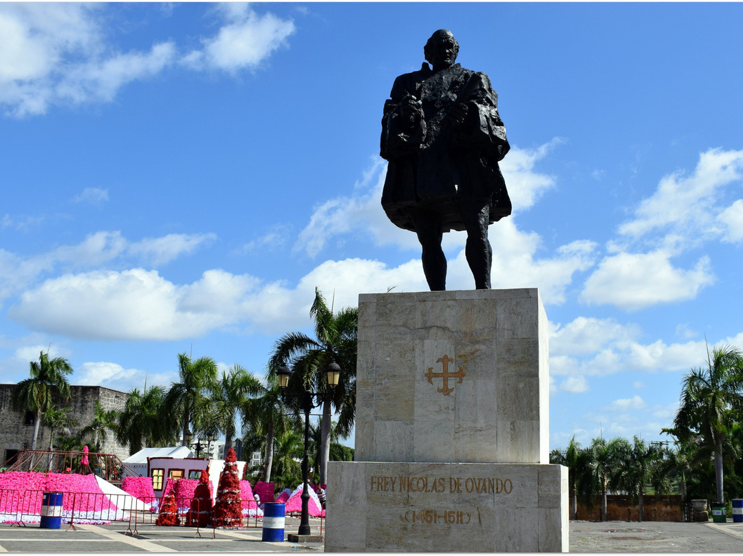 Statue of Nicolas de Ovando-圣多明哥必去景点