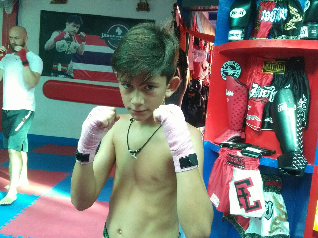 Khaolak Jaroenthong mauy Thai Gym-拉克山必去景点