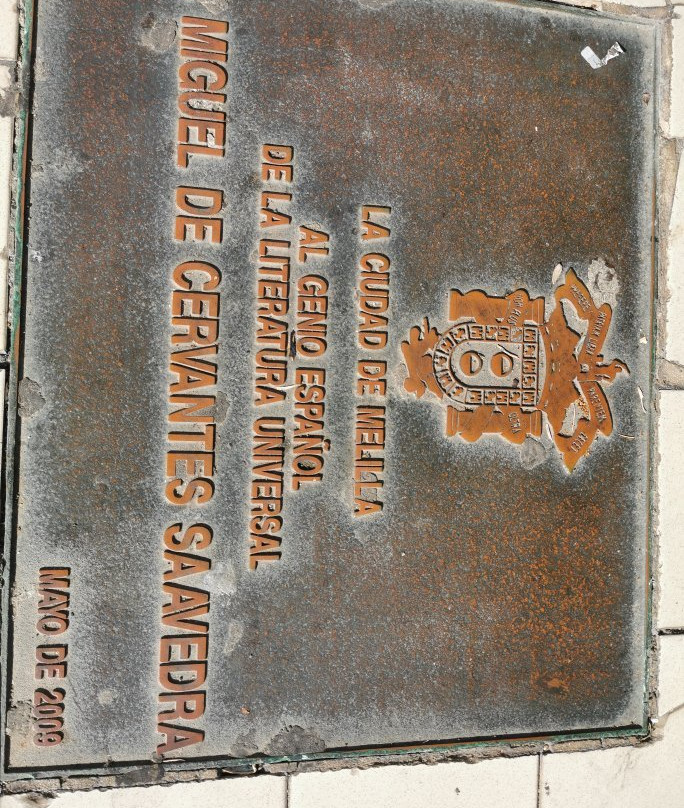 Estatuas de Miguel de Cervantes y El Quijote-梅利利亚必去景点