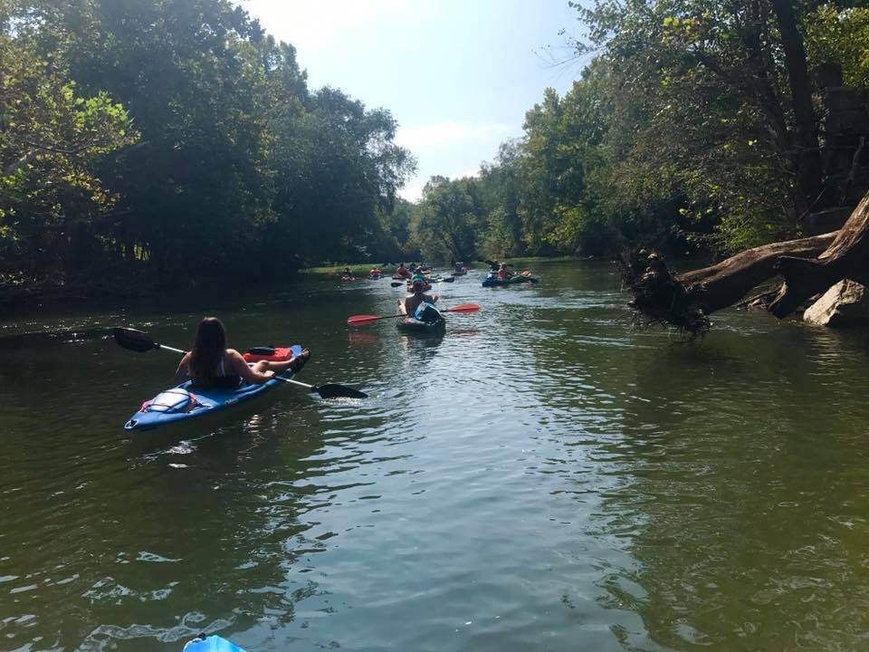 Brown Bear Canoe and Kayak rentals-亨茨维尔必去景点