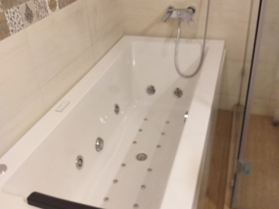 温妮假日酒店主图