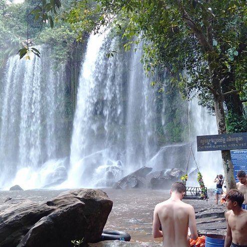 Phnom Kulen Waterfall景点图片