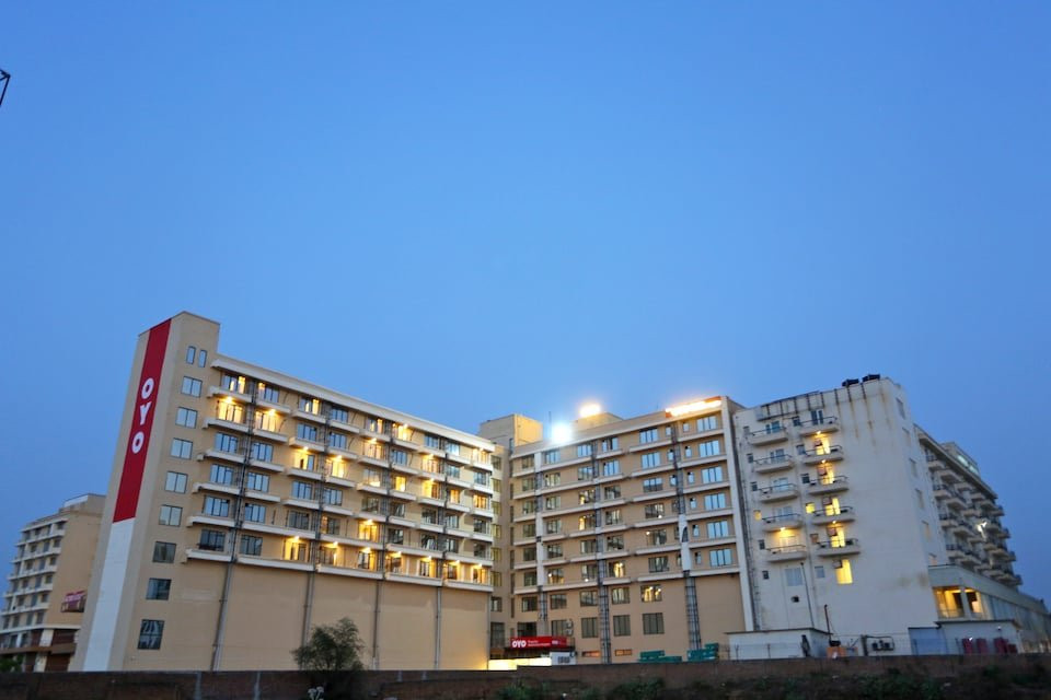 Flagship 22805 Neemrana