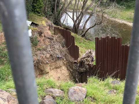 Rainbow Creek Bridge-Cowwarr必去景点
