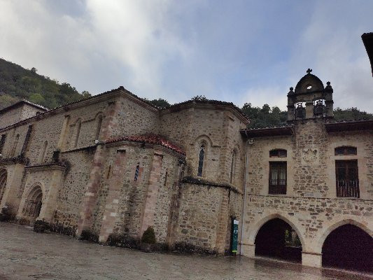 Monasterio de Santo Toribio de Liebana-Cantabria必去景点