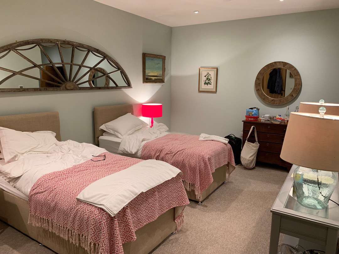 Chippenham Park Kitchen Garden Rooms主图